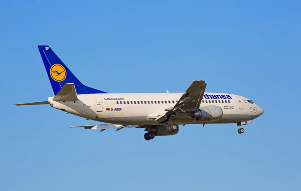 Boeing-737 Lufthansa à Aéroport de Zurich — Photo