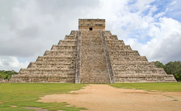 Ruinas del Chichén-Itzá, Yucatán — Foto de Stock