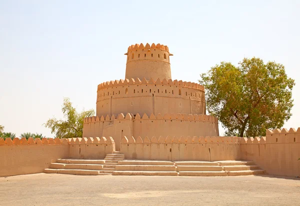 Famoso fuerte de Jahili en el oasis de Al Ain — Foto de Stock