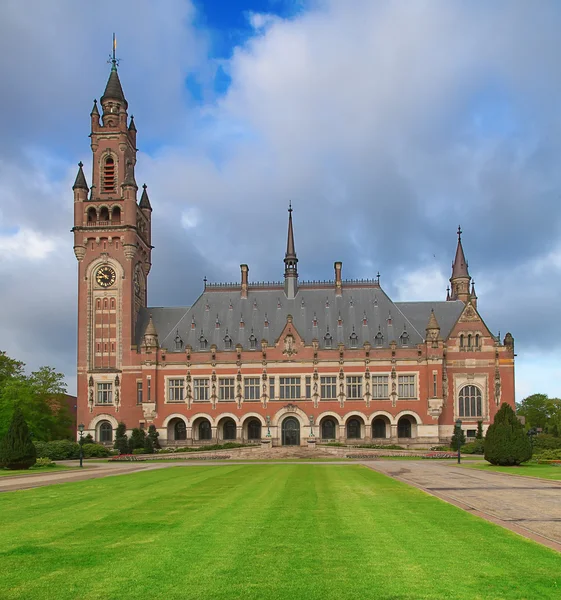 Internationaal Hof van Justitie in Den Haag — Stockfoto