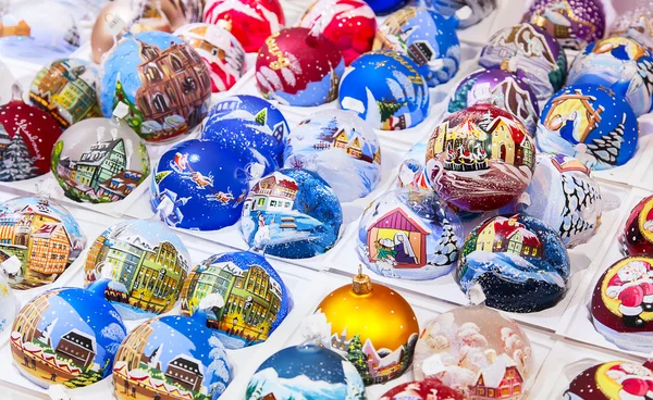 Colorato mercatino di Natale a Strasburgo — Foto Stock