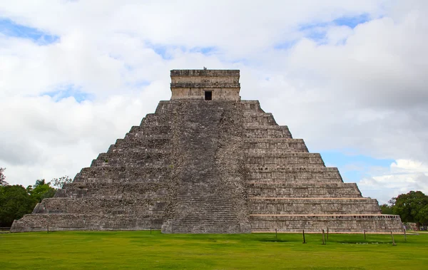 Ruinas del Chichén-Itzá, Yucatán , — Foto de Stock