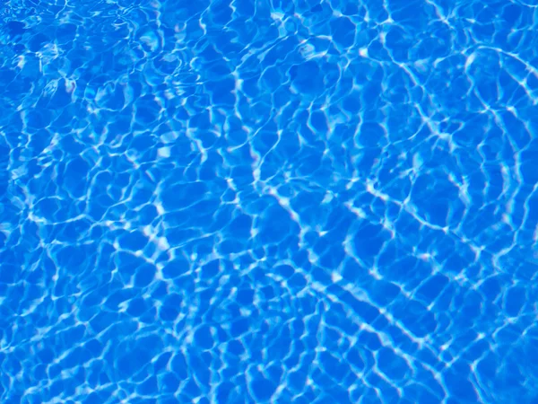 Beautiful clear pool water — Stock Photo, Image