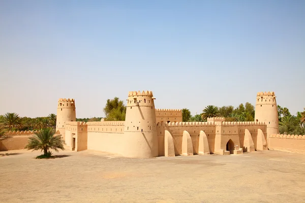Berühmtes Dschahili-Fort in der Oase al ain — Stockfoto