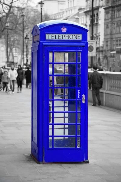 Telephone booth in London — Stock Photo, Image