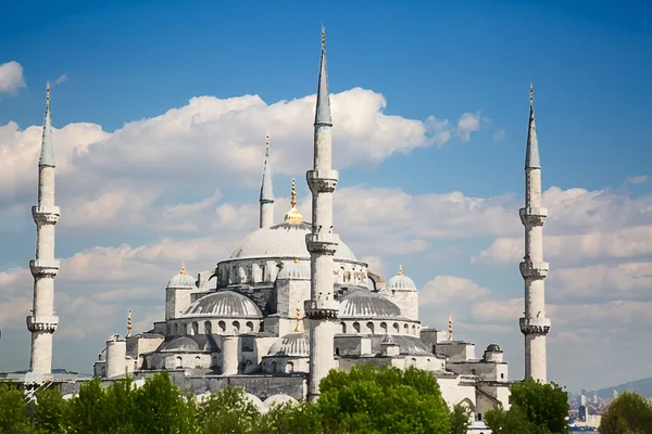 Famosa "Mezquita azul" en Estambul — Foto de Stock