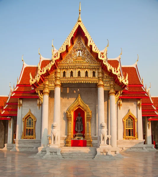 Wat Benjamaborphit en Bangkok —  Fotos de Stock