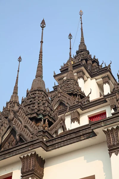 Wat Ratchanatdaram Worawihan in  Bangkok — Stockfoto