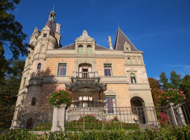 Hunegg kale lake Thun üzerinde