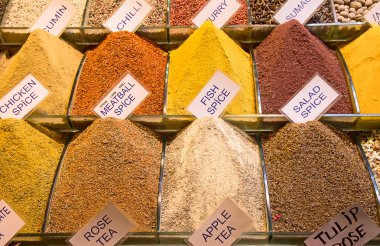 üzerinde Mısır Çarşısı baharat