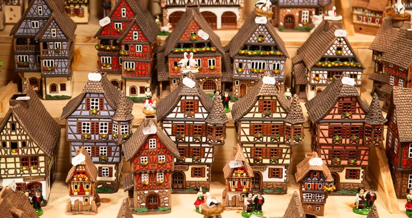 Casas tradicionales alsacianas — Foto de Stock