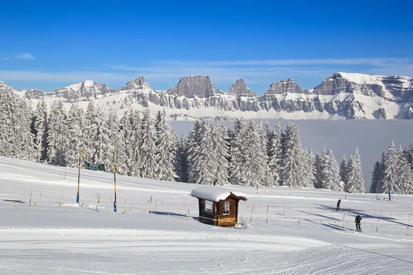 Vinter i schweiziska Alperna — Stockfoto