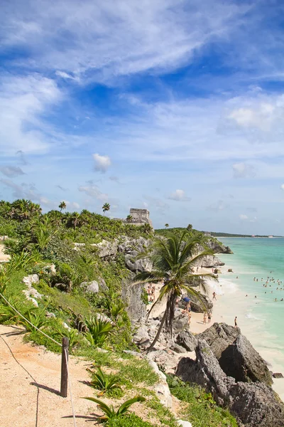 Ruines de la forteresse maya près de Tulum — Photo