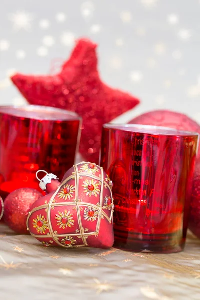 Decoración festiva de Navidad roja y dorada — Foto de Stock