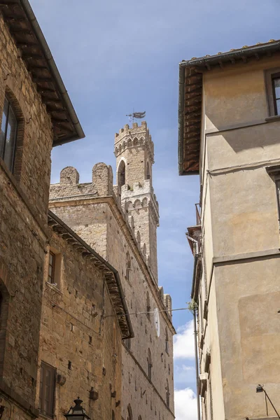 Volterra, çan kulesi Palazzo Pretorio, Toskana, İtalya — Stok fotoğraf