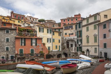  Tellaro, küçük tekne limanı, Liguria, İtalya