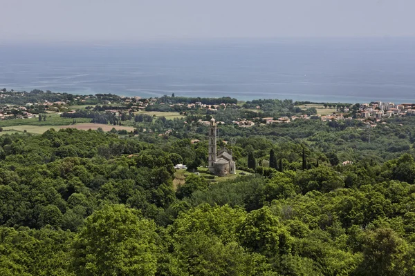 Parochiekerk van San Nicolao, Paroissiale de San Nicolao, Costa Verde, Corsica, Frankrijk — Stockfoto