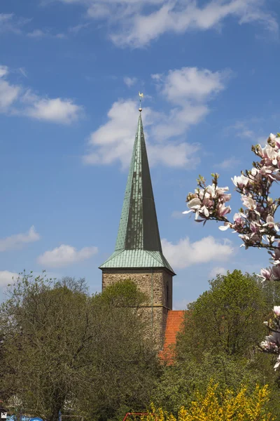 Євангельська Санкт Laurentius церква в Schledehausen, Osnabrueck країну, Нижня Саксонія, Німеччина (протестантська церква) — стокове фото