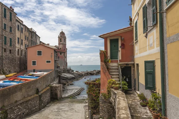 Tellaro, egyház San Giorgio, Liguria, Olaszország, Európa — Stock Fotó