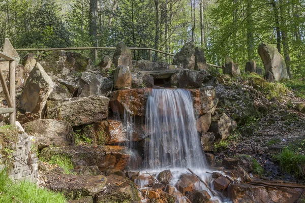 Waterfall at the casino park in spring, Georgsmarienhuette, Osnabrueck country, Lower Saxony, Germany — Stock Photo, Image