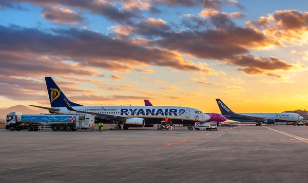 Planícies aéreas no aeroporto de Bergamo . — Fotografia de Stock