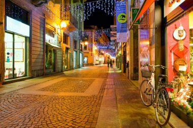 Alba, İtalya'nın eski şehirdeki sokak parke taşı.