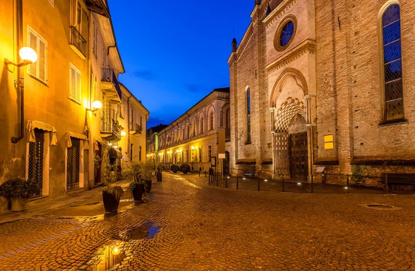 Frühmorgens in alba, italien. — Stockfoto