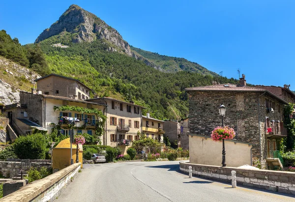 Pequeña ciudad de Tende, Francia . — Foto de Stock