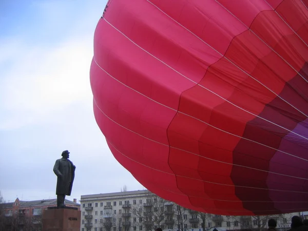 Vladimir Lenin ve balon