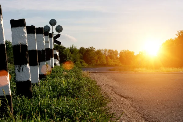 Morning road to the sun — Stock Photo, Image