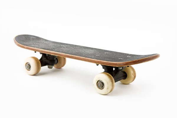 Gebruikt Skateboard Geïsoleerd Witte Achtergrond — Stockfoto