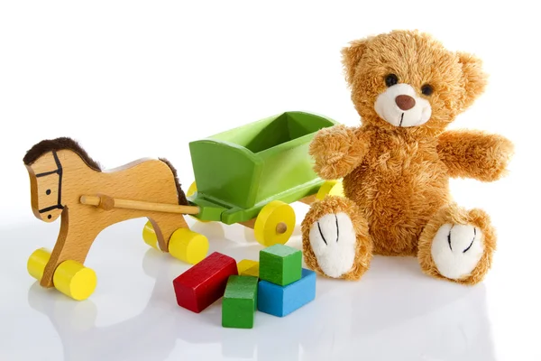 Brinquedos de madeira coloridos isolados — Fotografia de Stock