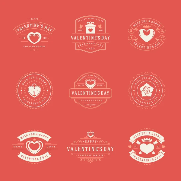 Feliz día de San Valentín tarjetas de felicitación con etiquetas e insignias set vector ilustración — Archivo Imágenes Vectoriales