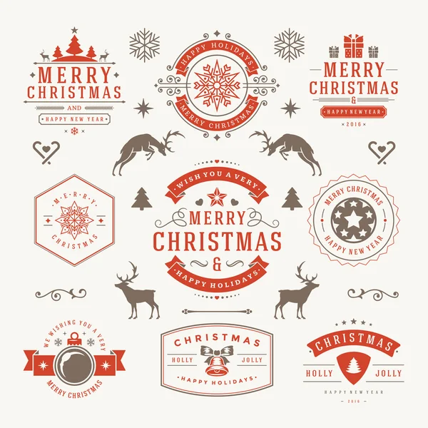 Buon Natale e Felice Anno Nuovo auguri Etichette tipografiche e Badge set — Vettoriale Stock