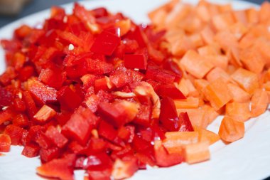 doğranmış kırmızı tatlı biber