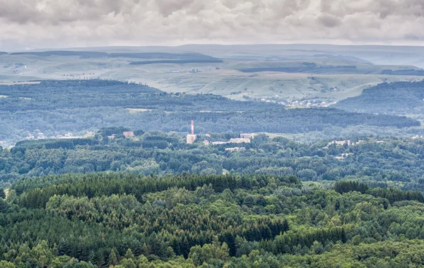 Cloudy weather in the mountains — Stock Photo, Image