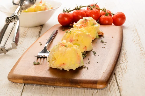 Three balls irish colcannon on wooden board — Stock Photo, Image