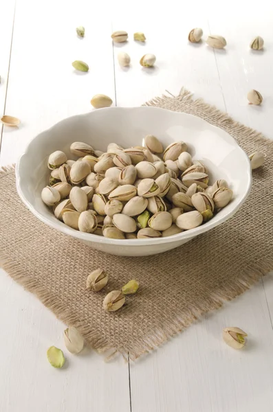 Geroosterde pistache noten in de shell — Stockfoto