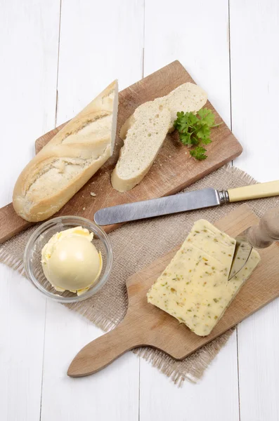 Cheese with jalapeno chili and baguette — Stock Photo, Image