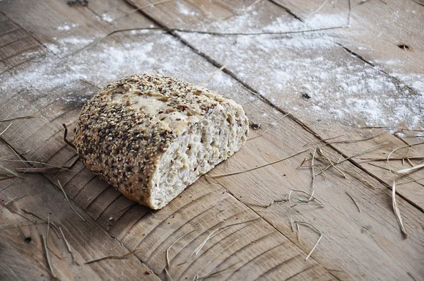 Fresh retro vintage bread on the wooden — Stock Photo, Image