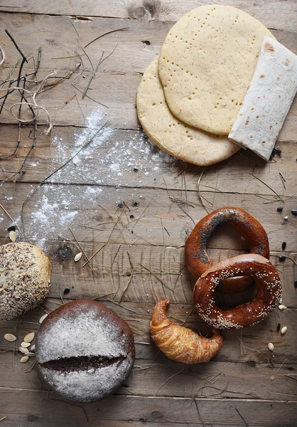 Fresh retro vintage bread on the wooden — Stock Photo, Image