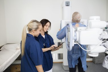 Radyologlar dijital tablet kullanma