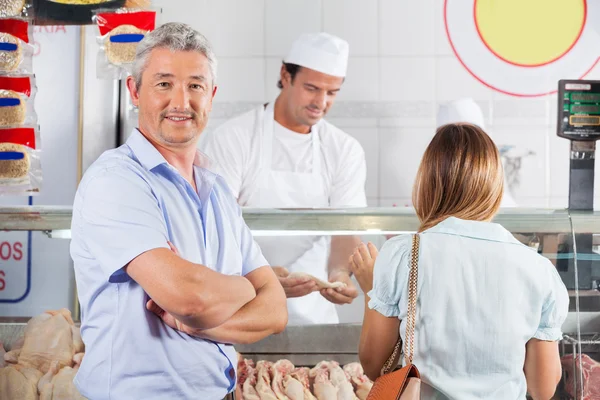Confident Man In Butchers Shop — Stock Photo, Image