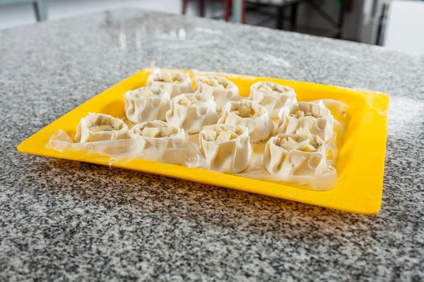 Raw Stuffed Pasta In Tray On Counter — Stock Photo, Image