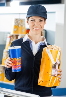 İşçi Holding patlamış mısır ve içki sinema imtiyaz stand