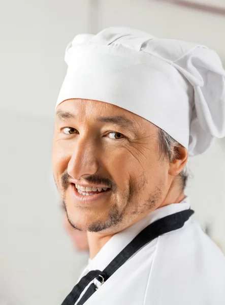 Closeup portret van gelukkig man Chef — Stockfoto