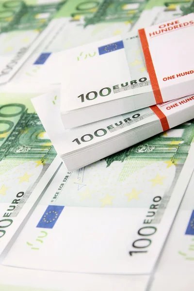 Balíček 100 euro bankovek — Stock fotografie