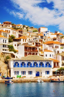 Skopelos eski şehir-olarak görüldü ve su