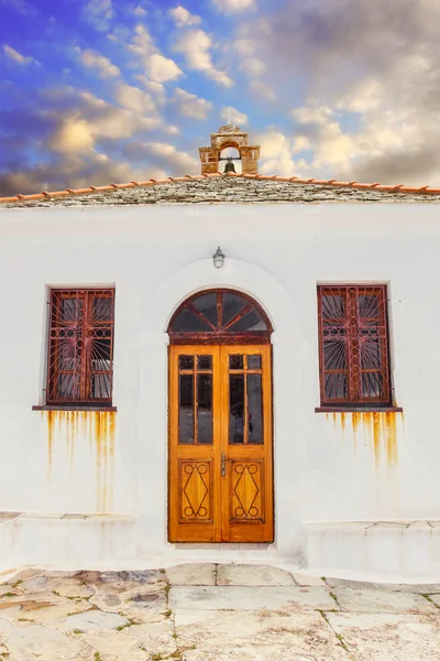 Panagitsa tou pirgou kyrkan i skopelos stad — Stockfoto