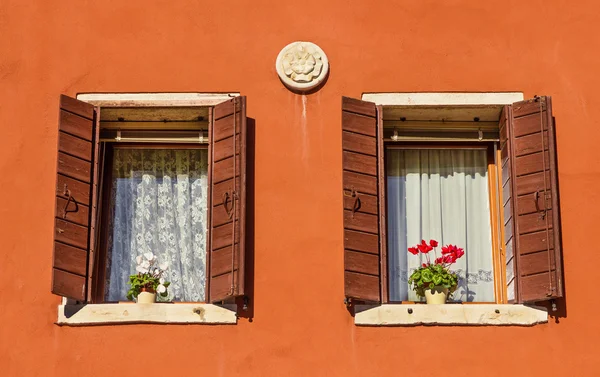 Details der Fenster, Venedig, Italien — Stockfoto